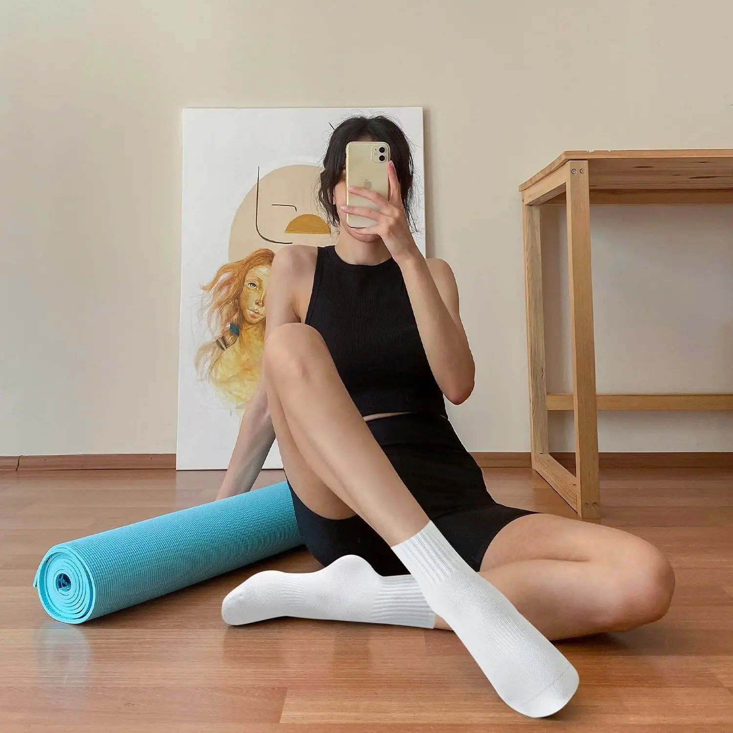 女性用ヨガソックス4足、ソリッドカラーのミッドソール滑り止め - Pilates Yoga Grip Socks のレビューと価格