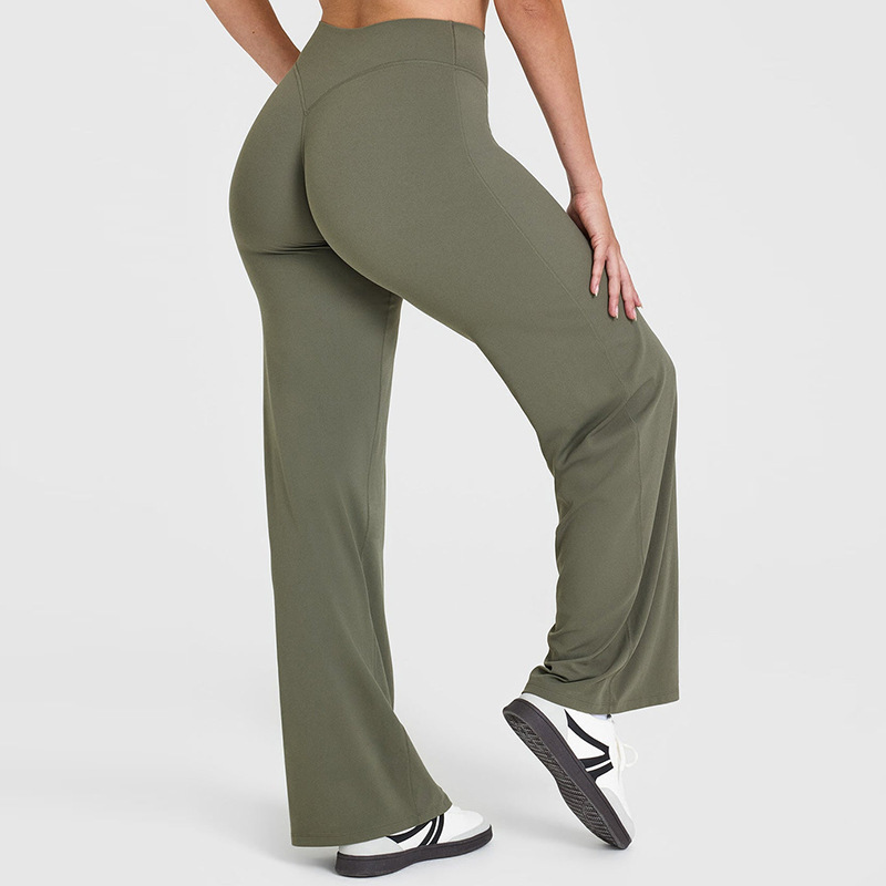 スポーツパンツ ストレートレッグパンツ 超ソフトバター生地  - Pilates In Yoga Pants のレビューと価格