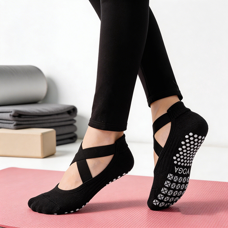 女性ノンスリップヨガソックスシリコーン屋内綿包帯バックレスピ - Pilates Yoga Grip Socks のレビューと価格