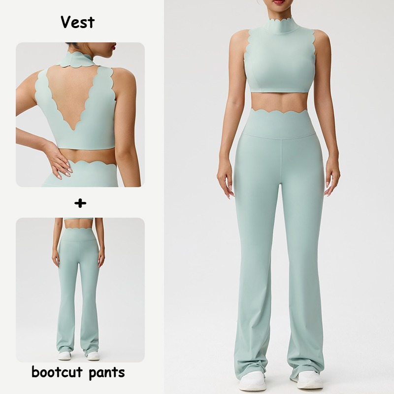 女性用ヨガセット 耐衝撃ブラ＆ハイウエストヒップアップフレア - Pilates In Yoga Pants のレビューと価格